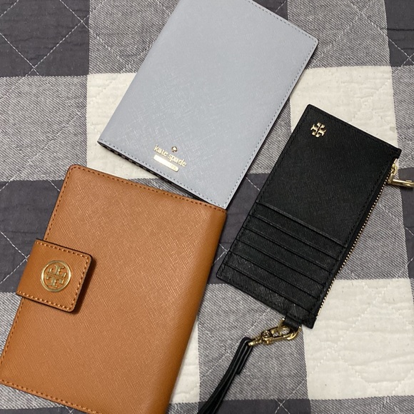 3 good wallets 2 Tory Burch and one Kate spade well kept - Picture 6 of 6